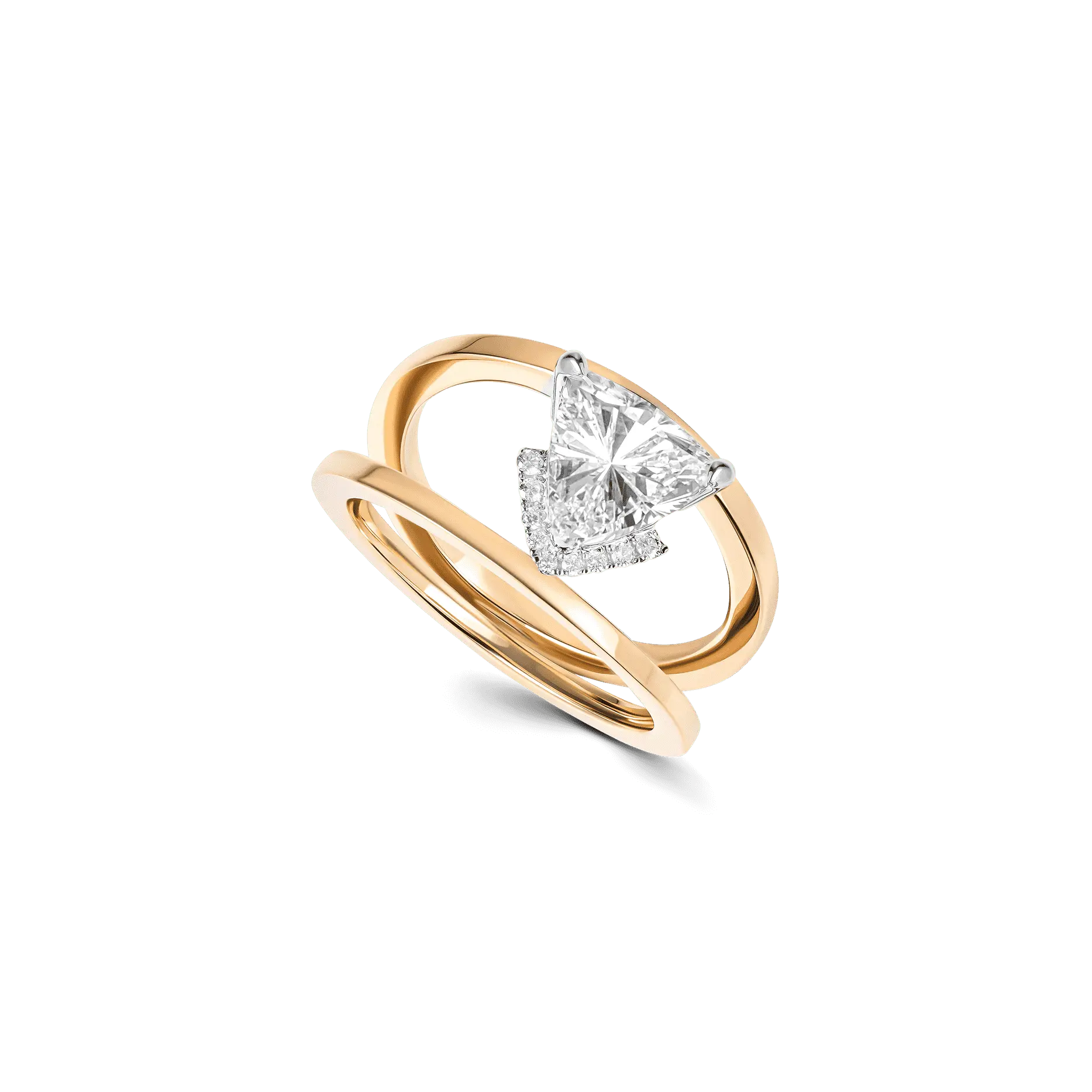 Victoria Grand ring in yellow gold, featuring a 1.5-carat triangle-cut diamond on a sleek double-band unset design.